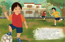 Load image into Gallery viewer, Mi Little Golden Book sobre Lionel Messi