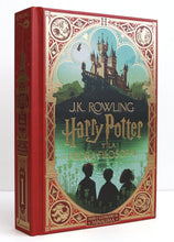 Load image into Gallery viewer, Harry Potter y la piedra filosofal (Ed. Minalima) / Harry Potter and the Sorcerer's Stone: MinaLima Edition