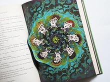 Load image into Gallery viewer, Harry Potter y la cámara secreta (Ed. Minalima) / Harry Potter and the Chamber of Secrets (MinaLima Edition)