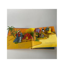 Load image into Gallery viewer, Rosca de Reyes Plush & Book Set / Juego de Rosca de Reyes de Peluche + Libro