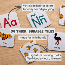 Load image into Gallery viewer, Lettería- The Spanish Phonics Game for Beginning Readers
