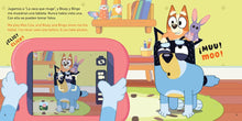 Load image into Gallery viewer, Bob Bilby: A Bilingual Bluey Book / Un libro bilingüe de Bluey
